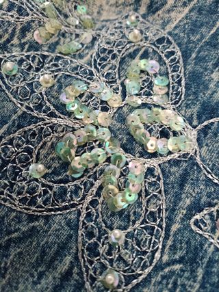 chaqueta vaquera bordada