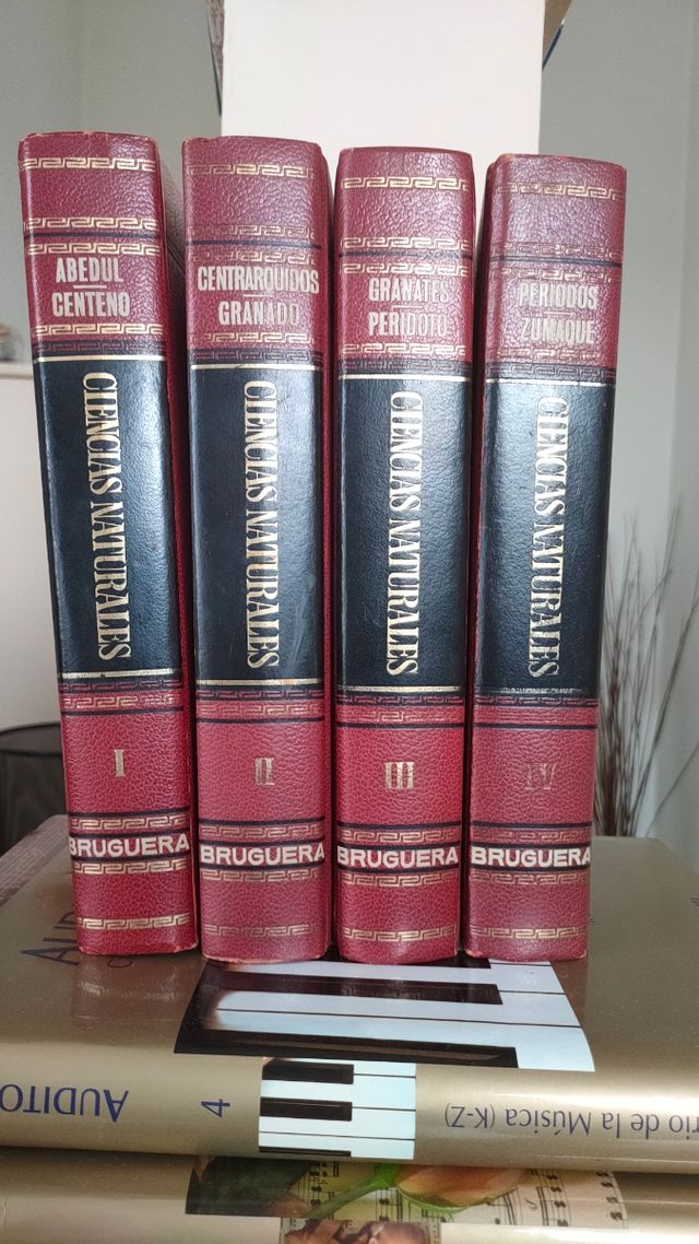 enciclopedia de ciencias naturales Bruguera