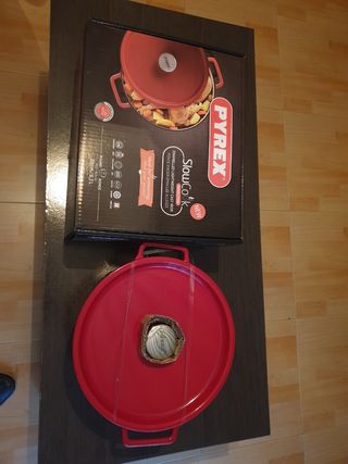 Cacerola roja Pyrex 28 cm