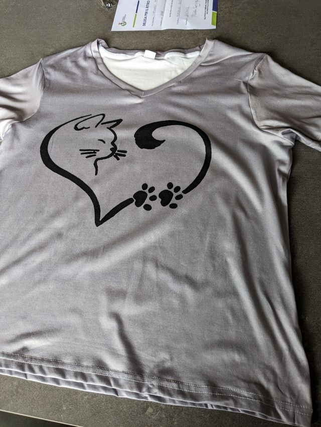 T-shirt gatto