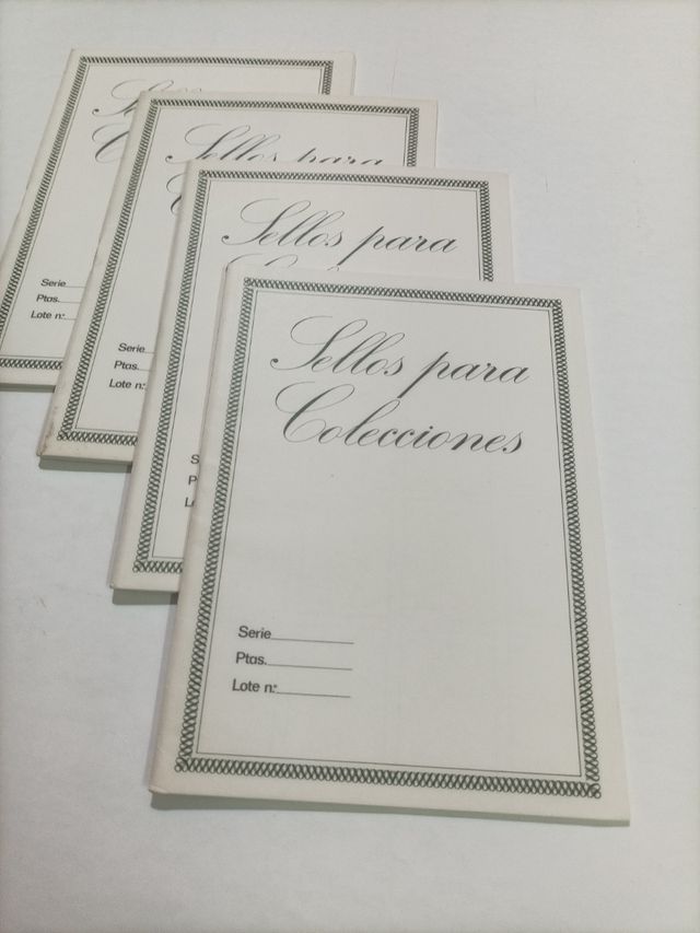 4 cuadernos para colocar sellos