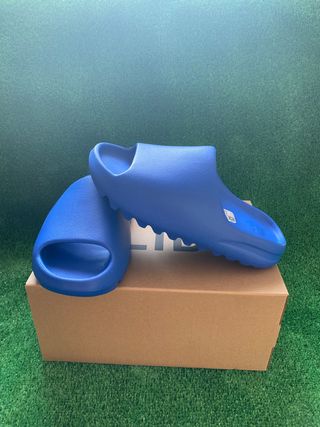 ADIDAS YEEZY SLIDE AZURE