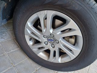 Volvo XC60 D4 Ruedas 4
