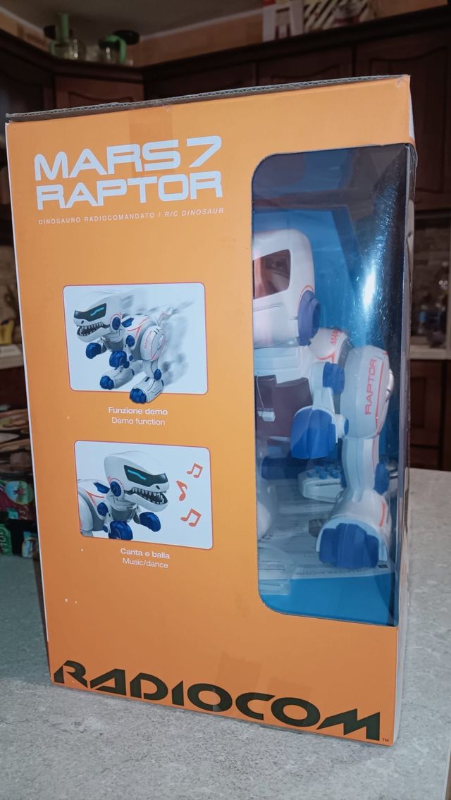 Dinosauro radiocomandato