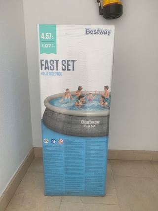 Piscina demontable elevada bestway nueva