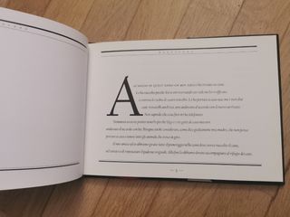 Libretto "Mondo cane", con illustrazioni