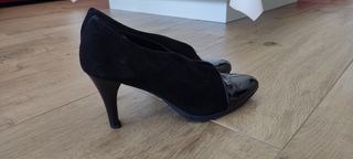 Zapatos ante negros