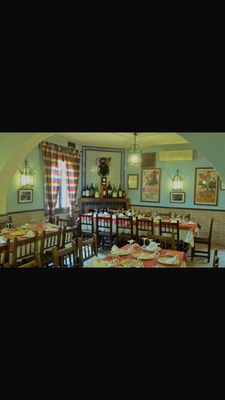 Se vende chalet  mas restaurante