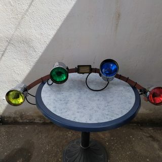 equipo de música y luces