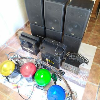 equipo de música y luces