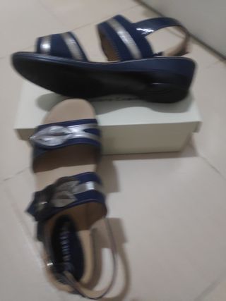 sandalias mujer T. 38 azul marino /plata