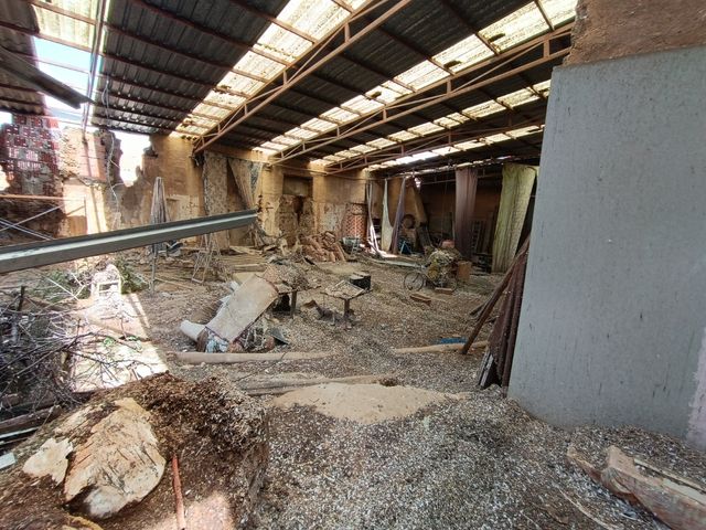 nave con pozo de agua