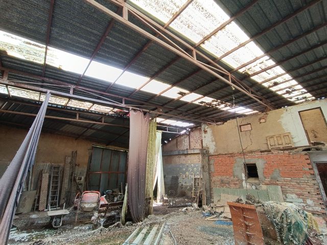 nave con pozo de agua