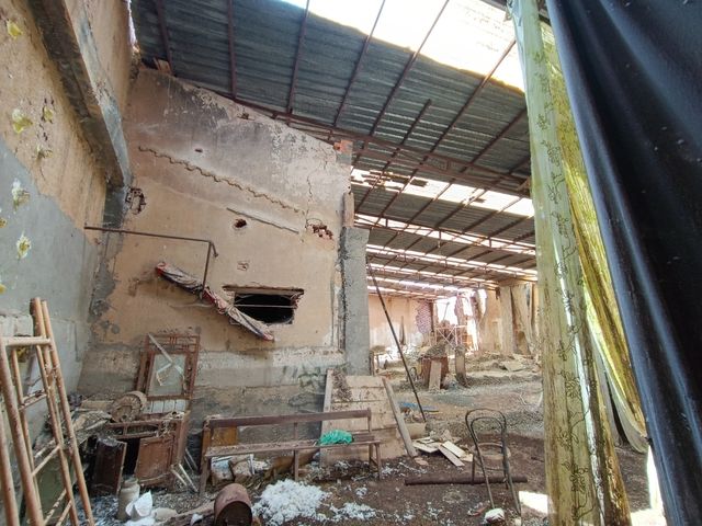 nave con pozo de agua