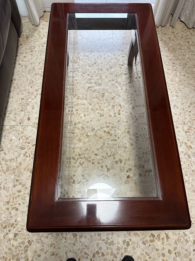 Mesa de salón de muebles Alarcón 