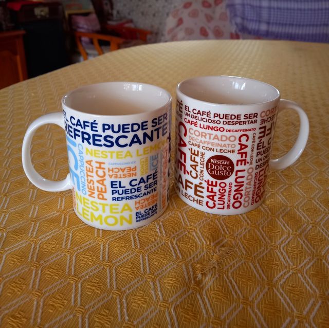 2 tazas-desayuno de cerámica🌼⚘️🌸