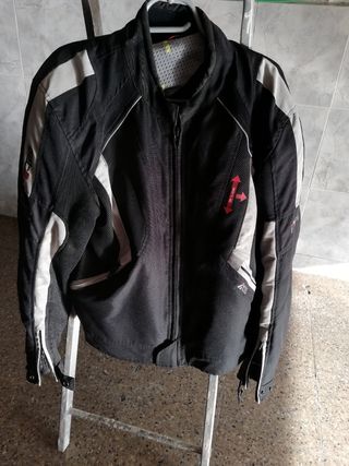 Chaqueta moto