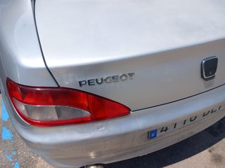 Peugeot 406 2001 pinifarina