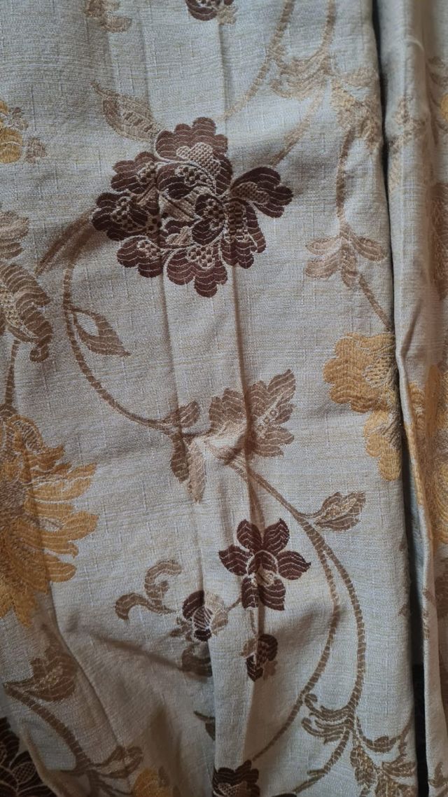 CORTINAS HECHAS A MANO TELA DE MUY BUENA CALIDAD