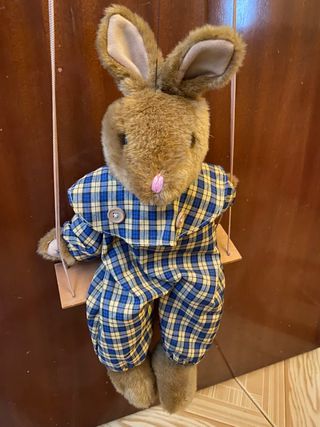 Peluche con columpio