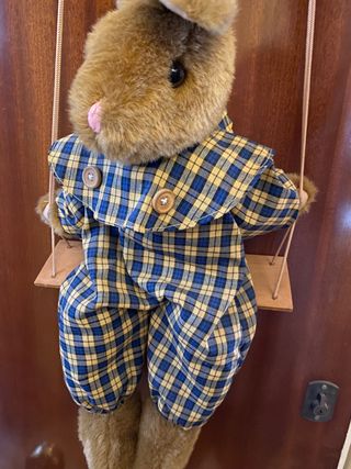 Peluche con columpio