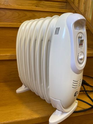 Fornello a gasolio Nuovo, quasi inutilizzato.