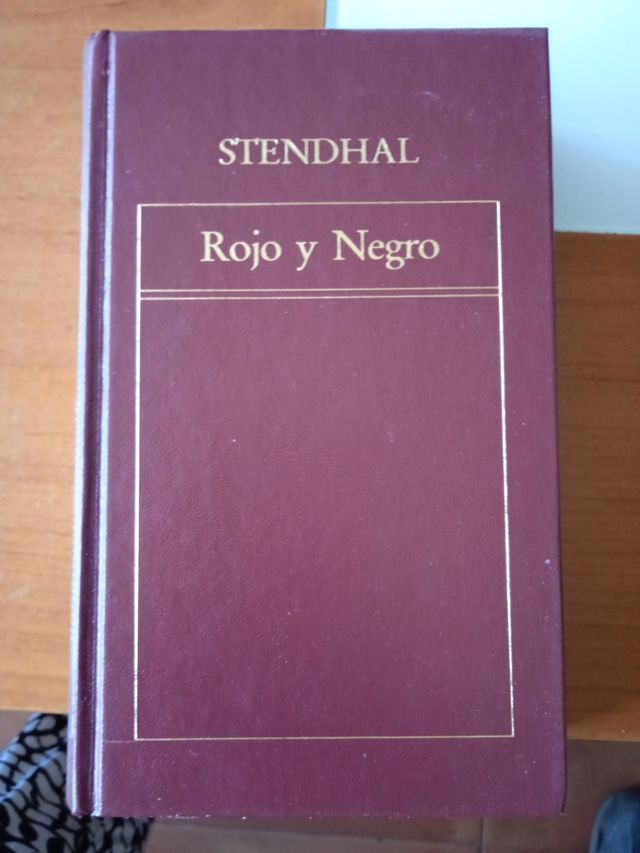 ROJO Y NEGRO. Stendhal