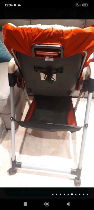 Trona de bebé plegable Mega de Jané