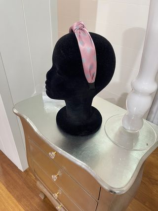 Diadema Marquesa forrada en Seda (Nueva 42€)