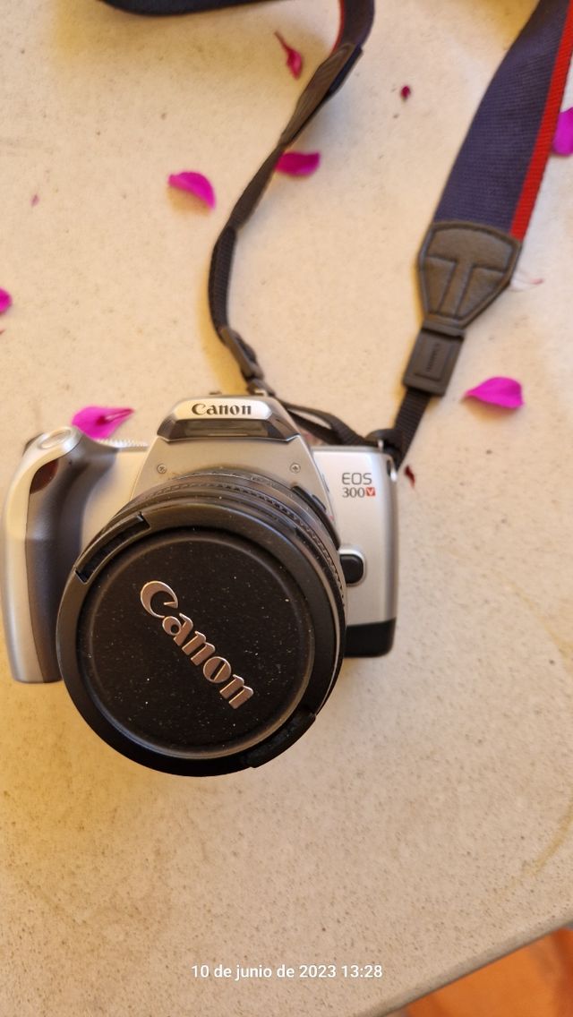 Canon EOS 300