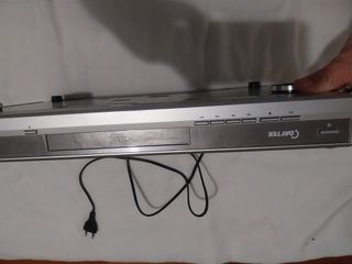 Reproductor DVD Daytex  y mando