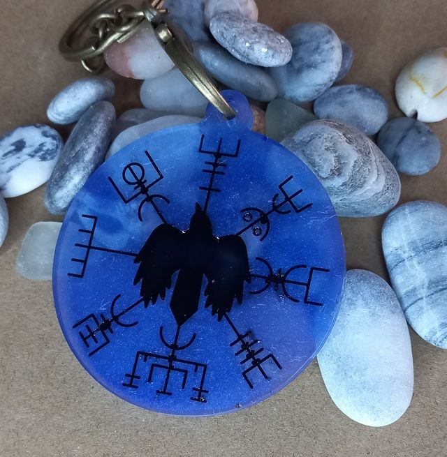 Llavero brújula vikinga