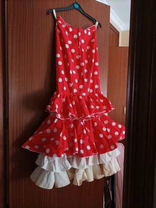 Falda flamenca roja y blanca
