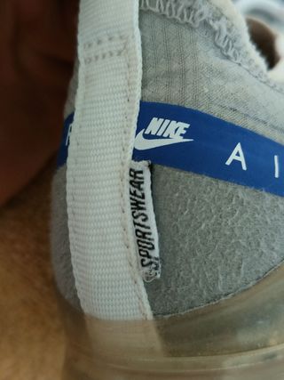 NIKE AIR VAPORMAX 2019