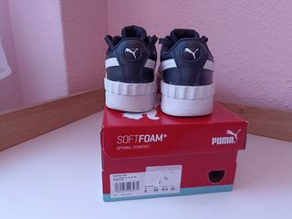 Puma running 