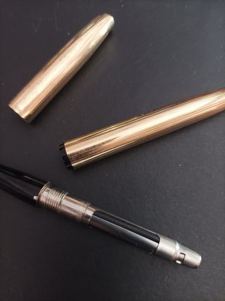 Pluma de oro Sheaffer