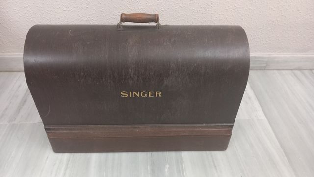 Maquina de cocer Singer año 1929