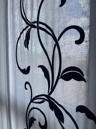 se venden cortinas con 3 paneles en material lino