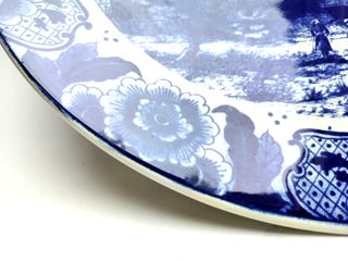 Gran plato en cerámica Delft. Países Bajos