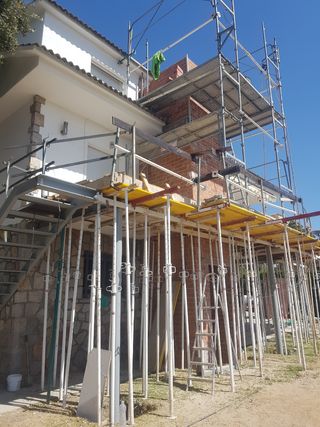 construcción y reformas y piscinas fachadas