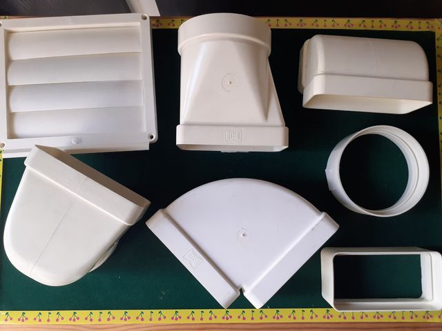 Tubos y piezas de Plastico.