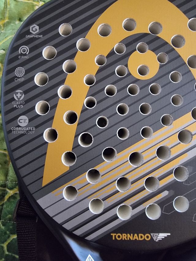 Pala de padel Head Graphene Tornado E+