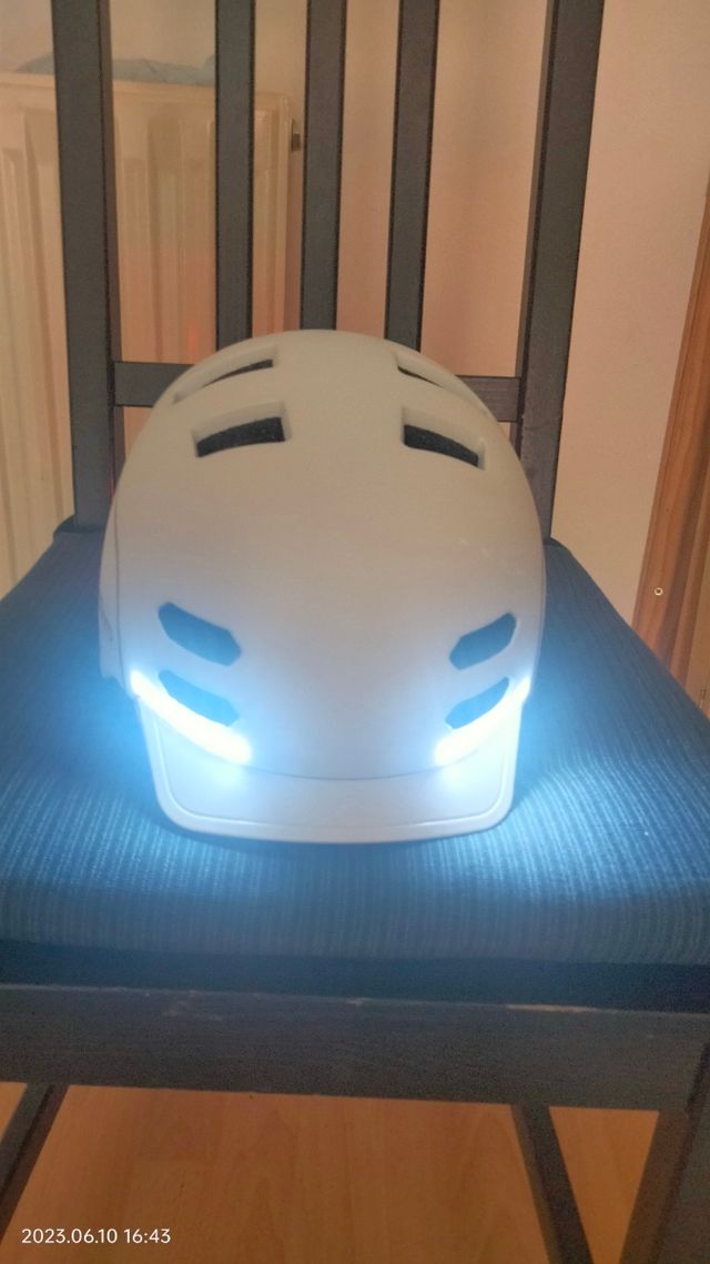 Casco SMARTGYRO con intermitente