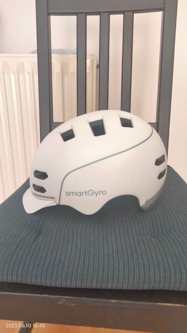 Casco SMARTGYRO con intermitente