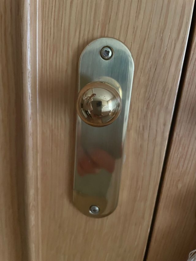 Tiradores para puertas armario