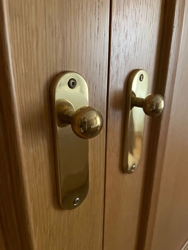 Tiradores para puertas armario