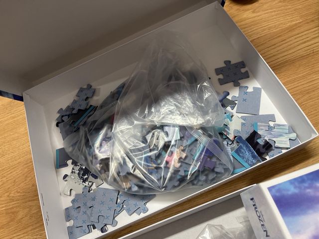 Lote de 8 puzzles elsa