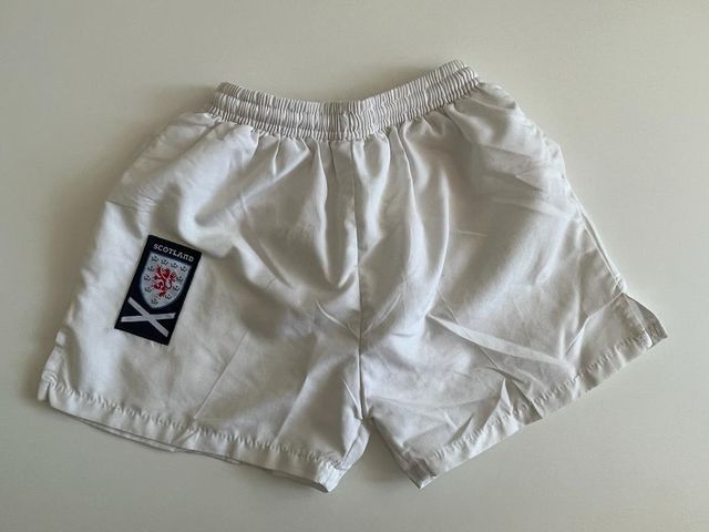 EQUIPACIÓN DE FÚTBOL “ESCOCIA” 0-2 AÑOS