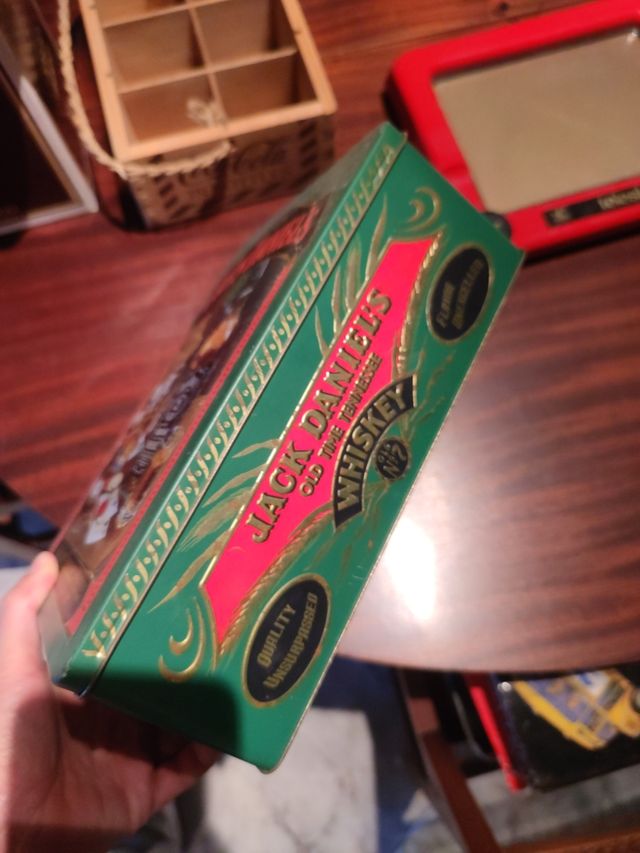 Caja antigua de Jack Daniel's