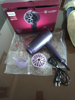 Secador pelo Philips nuevo.
